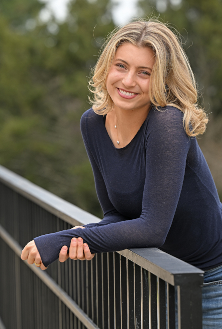 Natalia Hall '25