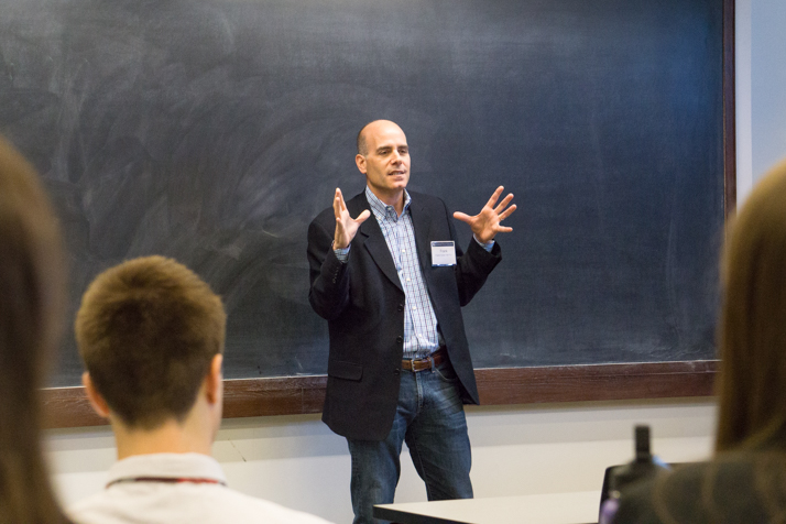 An alumnus speaks to students at Fast Forward.