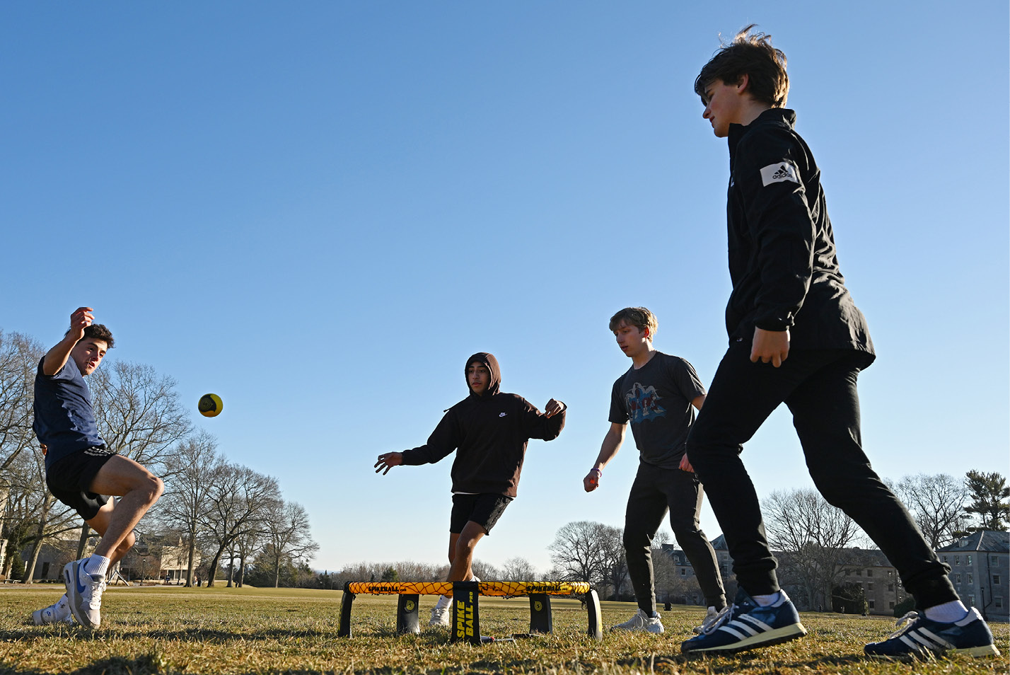 Students play Spike Ball on Tempel Green